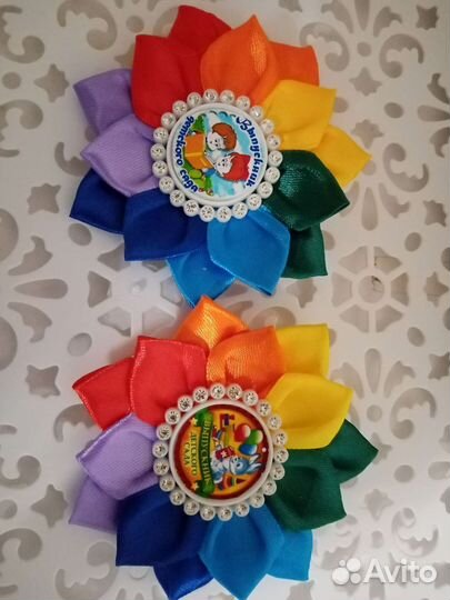 Брошь на выпускной