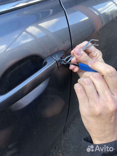 Вскрытие автомобиля, открыть машину, прикурить