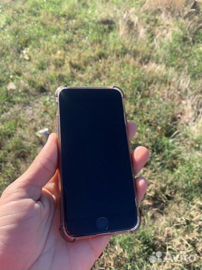 iPhone 8, 64 ГБ