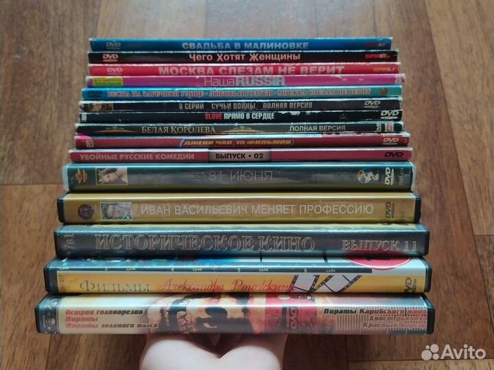 Dvd диски - фильмы 65шт