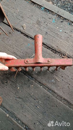Лопаты,вилы,грабли времён СССР
