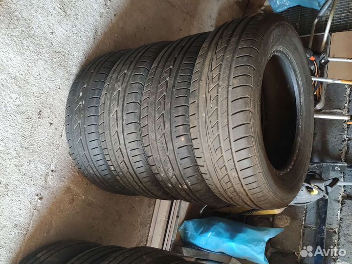 Toyo Proxes CF1 SUV 215/65 R16 W