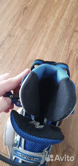 Роликовые коньки