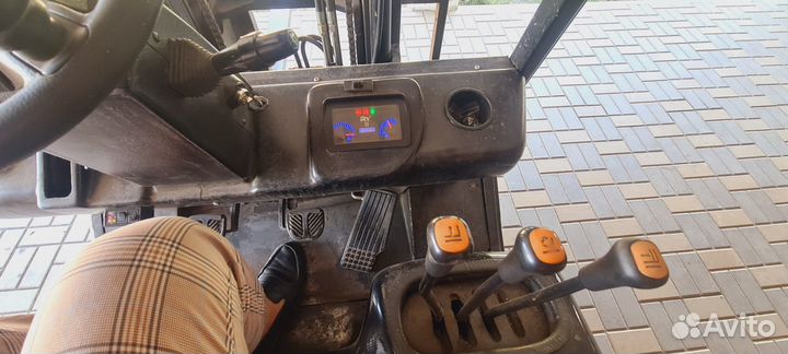 Вилочный погрузчик Nissan P1F1A15D, 2017