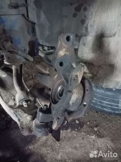 Поворотный кулак ступица Fiat Albea