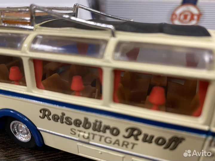 Модель автомобиля mercedes benz disel omnibus 1950
