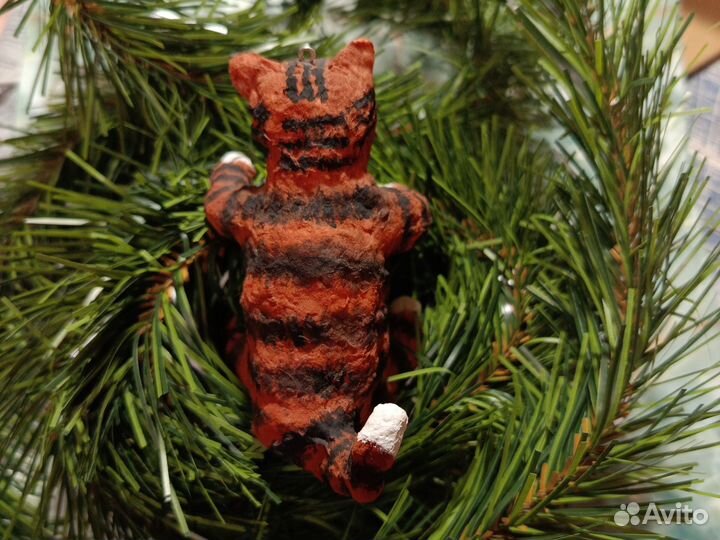 Ватная елочная игрушка котик