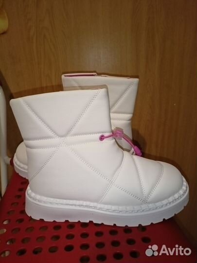 Угги женские 39 40 зима белые