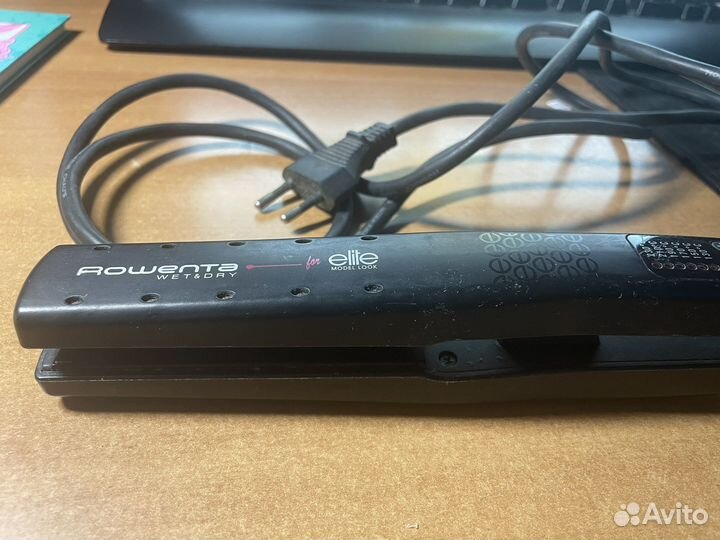 Выпрямитель для волос Rowenta