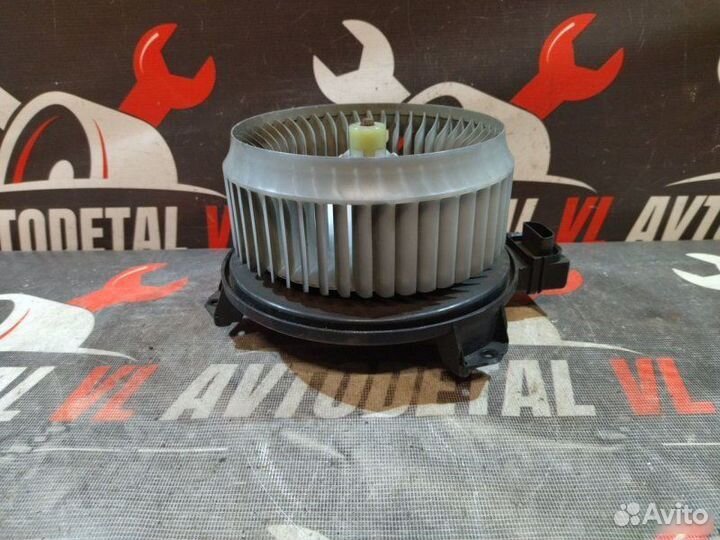 Моторчик печки Honda Civic седан R18A13047517 2007