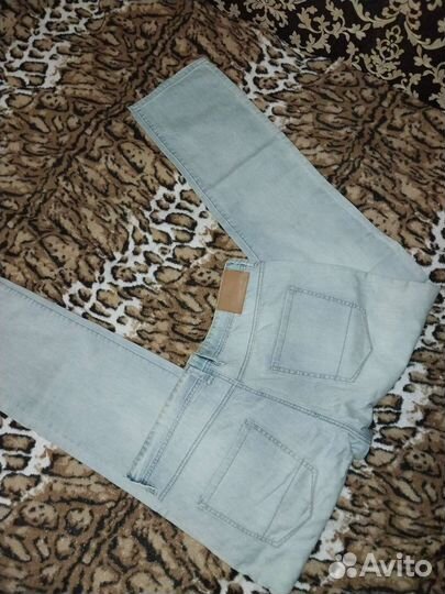 Джинсы мужские