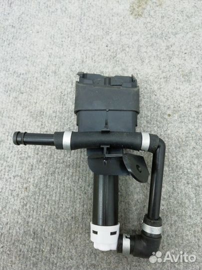 Омыватель фары правый GS1F-51-82XA Mazda 6 GH