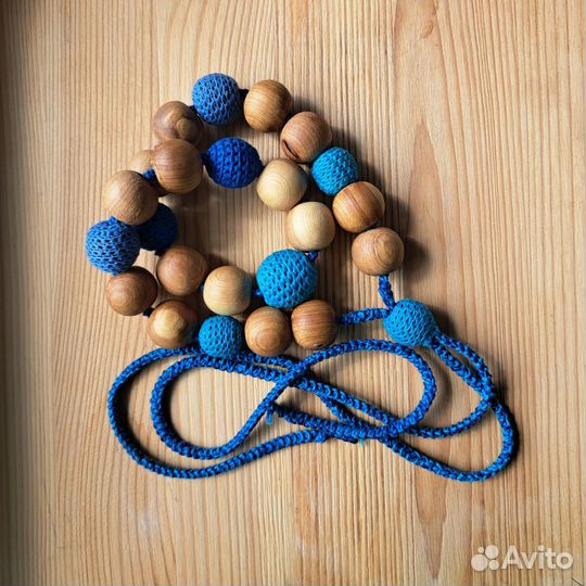 Слингобусы можжевеловые