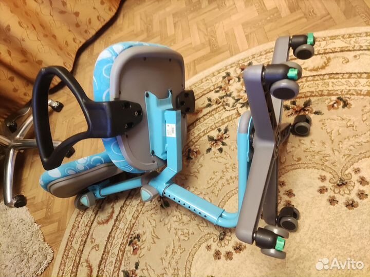 Детское растущее кресло