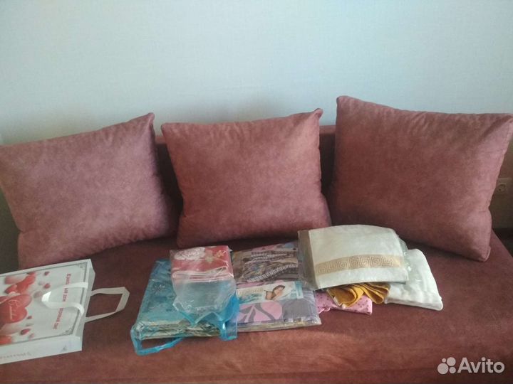 Подушки для дивана большие