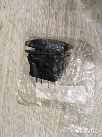 Кнопка включения лебёдки