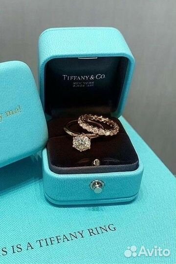 Обручальное кольцо tiffany с бриллиантом