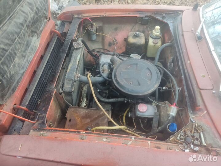 Азлк Москвич 2138 1.5 по запчастям
