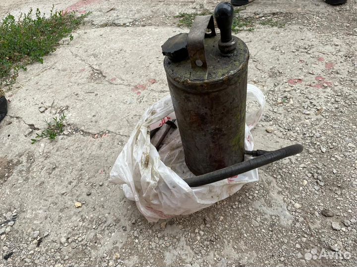 Баллон для накачки масла