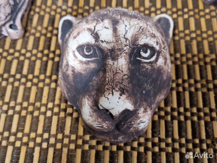 Керамические маски и фигурки