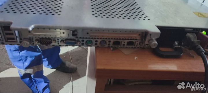 HP ProLiant DL360 G5 Сервер