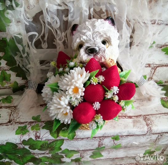 Композиция из мыла в гипсовом кашпо