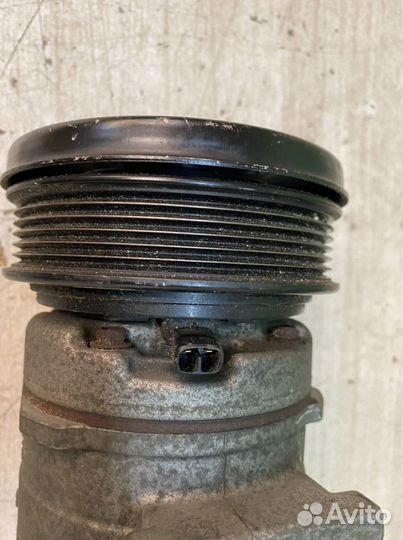 Mazda MPV 2.3L 2005- Компрессор кондиционера б/у