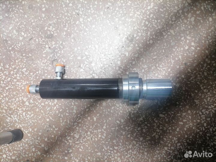 Цилиндр гидравлический для пресса 20 т