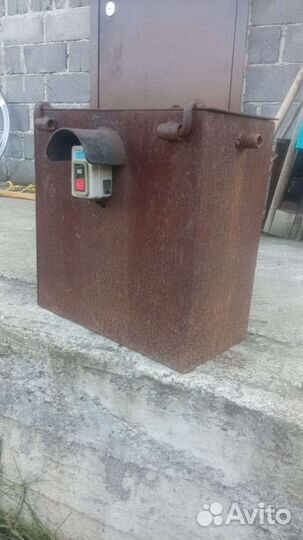Ящик для скважины антивандальный