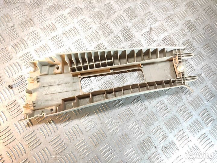 Обшивка стойки правая Mazda 6 (gh) 2007-2012