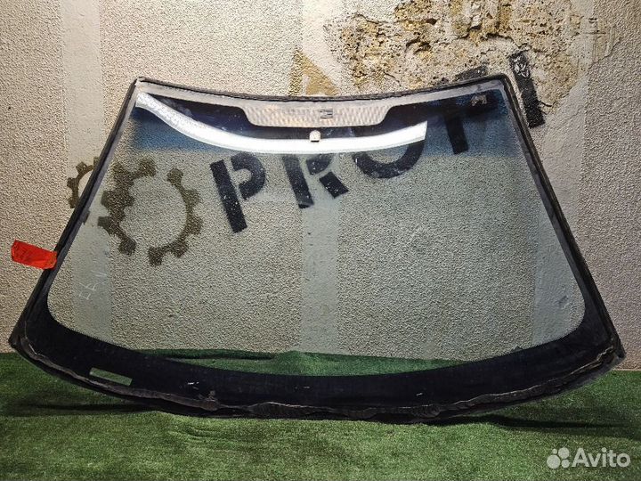 Стекло лобовое на Focus 1 KMK