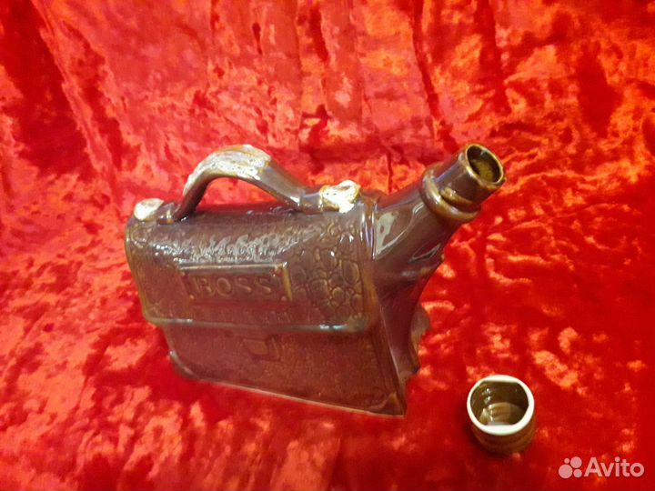 Керамический сувенир штоф