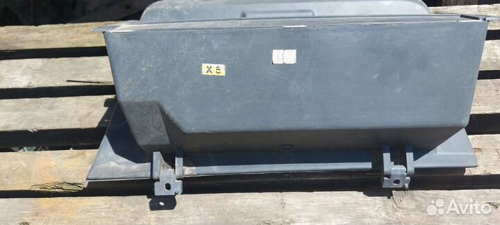 Бардачёк шевроле ланос