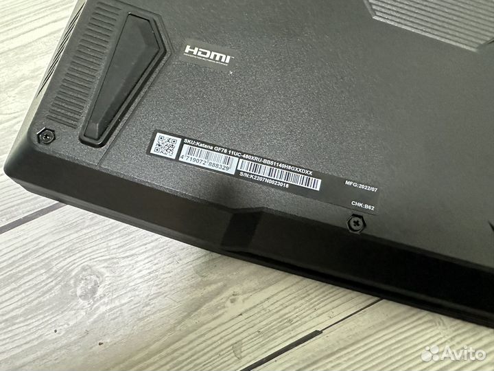 MSI 17.3 144gz rtx 3050 4gb 8/512 i5 11400h