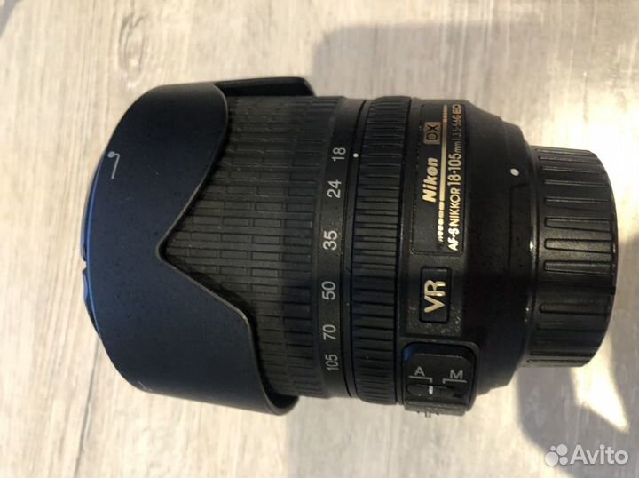 Объектив Nikon 18-105