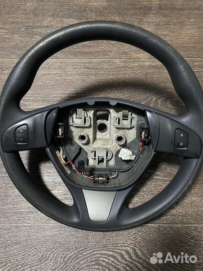 Руль renault sandero