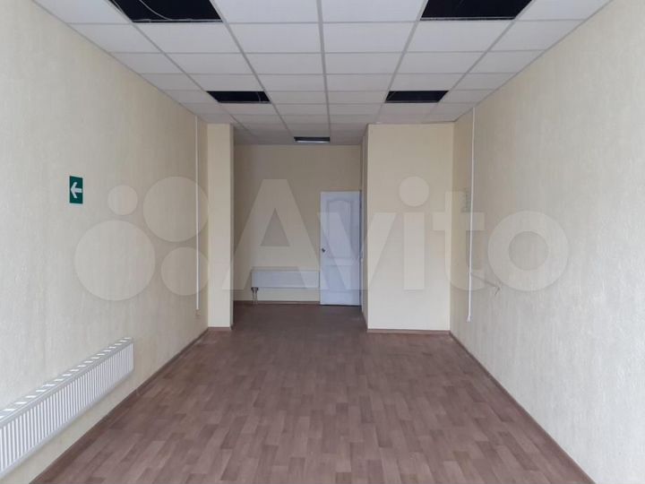 Продам торговое помещение, 258.5 м²