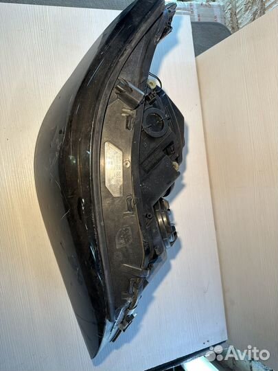 Фара правая Bmw 5 E60/E61 Ксенон