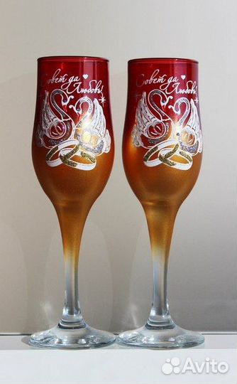 Бокалы, фужеры для шампанского, пива, вина