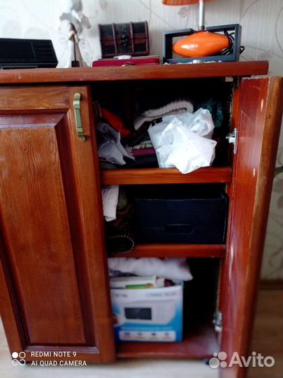 Тумбочка ретро ремтаврированная из дерева