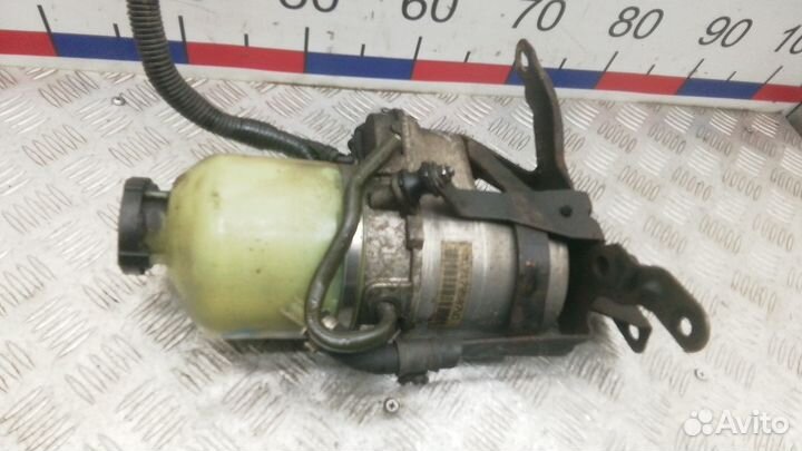 Насос эур Opel Zafira B (2005-2012)