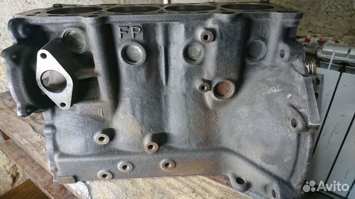 Блок цилиндров mazda FP