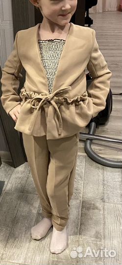 Брючный костюм для девочки
