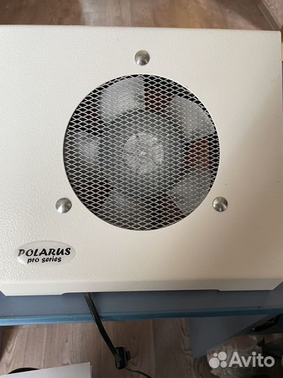 Пылесос для маникюра polarus