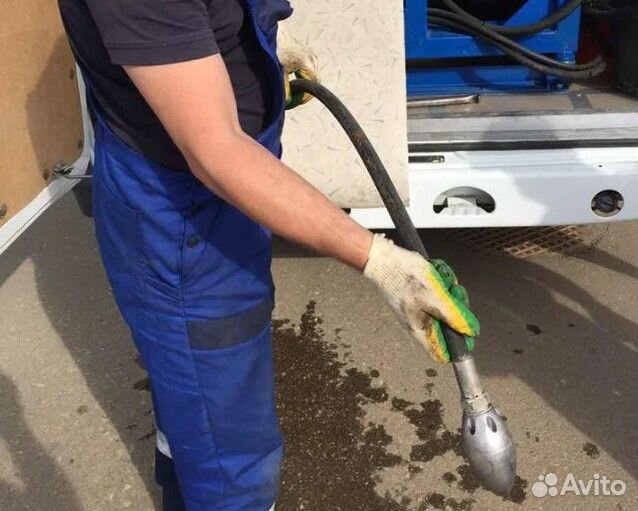 Устранение засоров Прочистка труб канализации