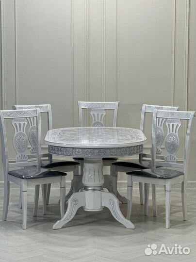Столы и стулья для кухни. В наличии