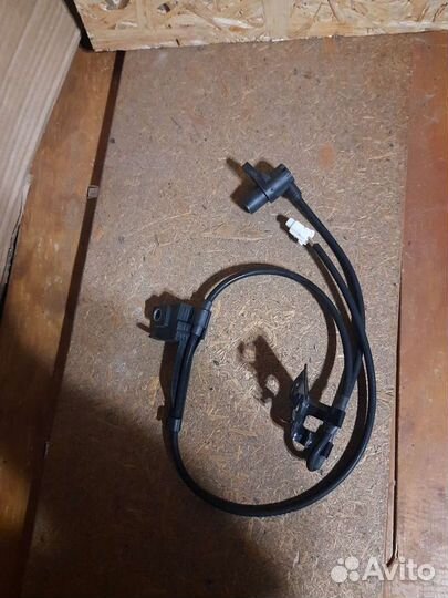 Датчик абс передний правый на byd f3