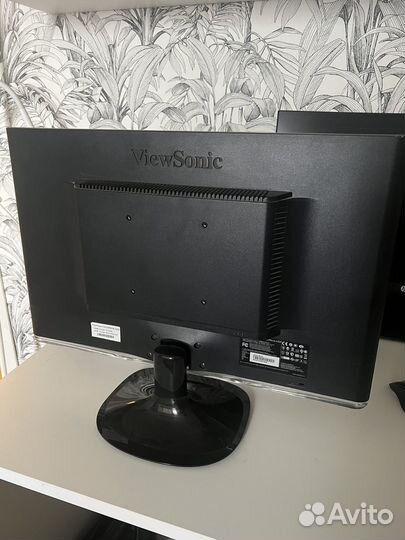 Монитор Viewsonic 21.5
