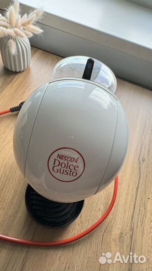 Капсульная кофемашина dolce gusto