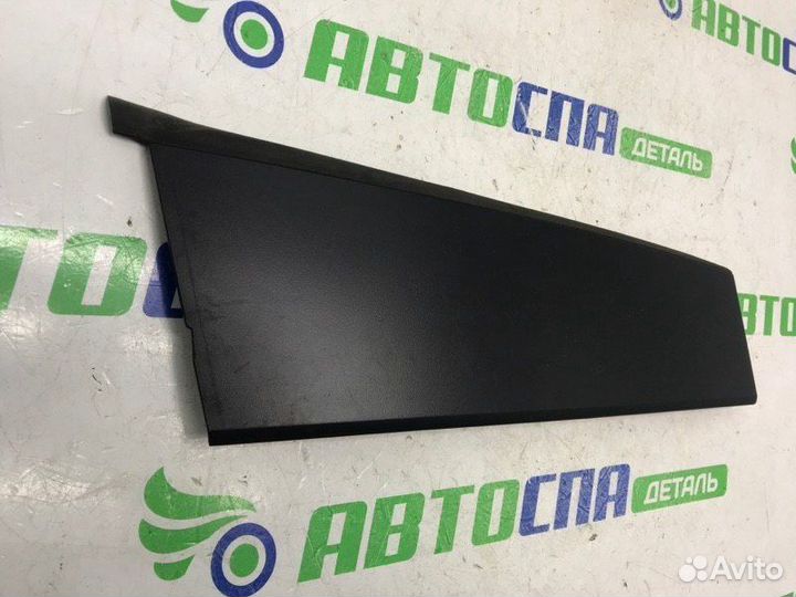 Накладка декоративная двери левая Mazda 3Bp